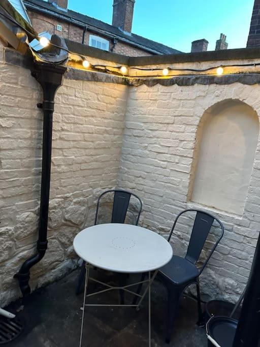 The Nook Lincoln Villa Bagian luar foto