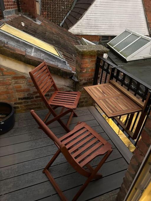 The Nook Lincoln Villa Bagian luar foto