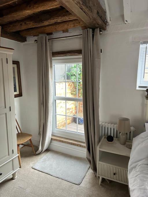 The Nook Lincoln Villa Bagian luar foto